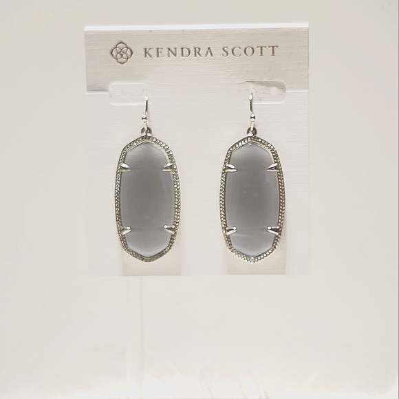 Kendra Scott Jewelry - Kendra Scott Elle Drop Earrings in Silver and Slate